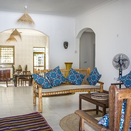 Zoi Beach House Матемве Екстериор снимка